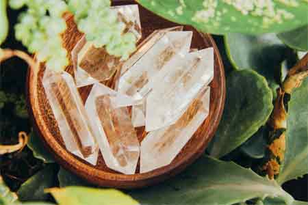 Why Crystals Can Improve the Experience of Meditation